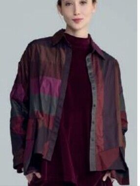 Luukaa Colorblock Taffeta Lightweight Top in Burgundy and Plum Size 1